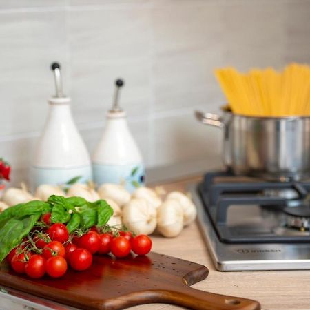 Your Home In The Heart Of Positano - Centralissima Bagian luar foto