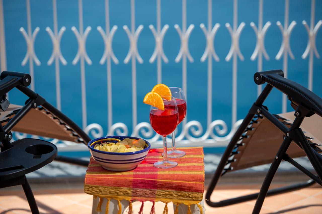 Your Home In The Heart Of Positano - Centralissima Bagian luar foto